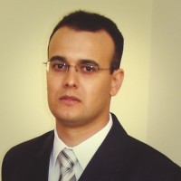 Elton Luís de Oliveira