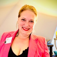 Claudia Kanz