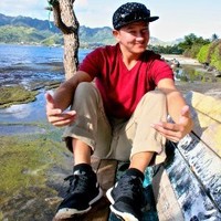Alex Fong
