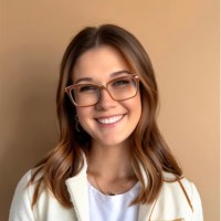 Ellie Coman