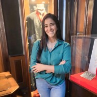 Mayra Magalhães