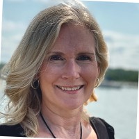 Nancy Marshall