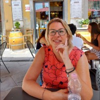 Astrid van der Loo