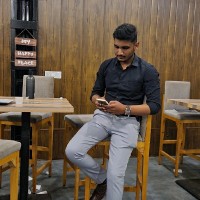 Suraj Kakade