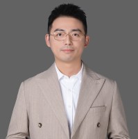 Page Zhou