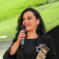 Esen Kaymakçi