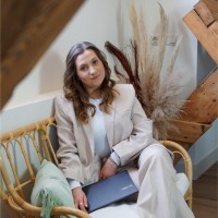 Marit Hol