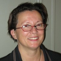 Hélène MESNIL