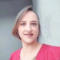 Luciana Dos Anjos Chaves
