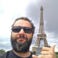 Luciano Pires Camargo