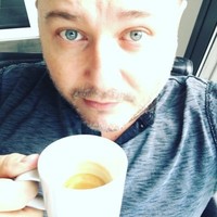 Cauet Officiel