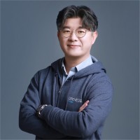 Sean (Sunghyun) Lee