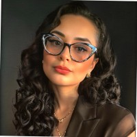 Flavia Cabral