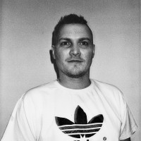 Simon B.