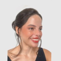 Fernanda T.