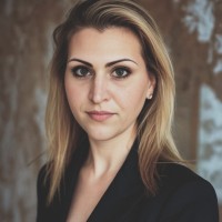 Liza Veress