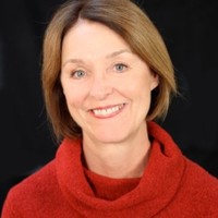 Clare Wellnitz