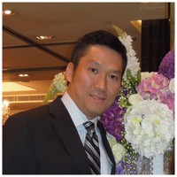 Johnny W Lau