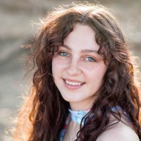 Caitlin Henderson
