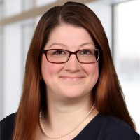 Tara Dellecese, Ea