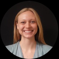 Ellie Vraa, Pa-C