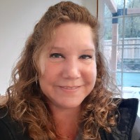Kimberly Van Holstyn