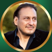 Victor Rodriguez R