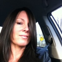 Angela Komis