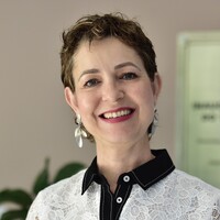 Vanessa PinskyVanessa Pinsky is an Influencer