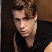 Jon Reneé
