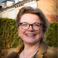 Annemieke Van Veen