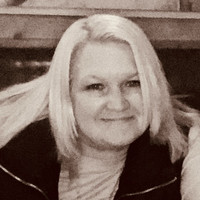 Julie Tuck