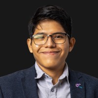 Erik Js. González
