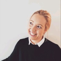 Annik Stather