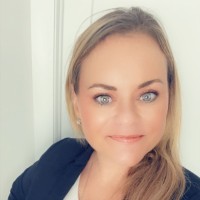 Lynda Dobbins