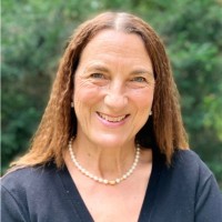 Yvonne De Jong