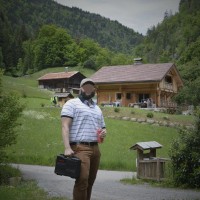 Mikail Atalik, Cams