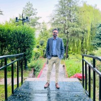 Dr. Nadeem Khan