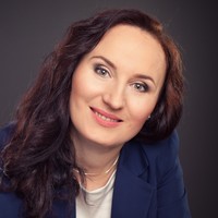 Elzbieta Kotlewska-Jaroma