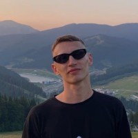 Олексій Кіньов