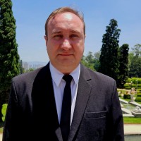 Peterli Gomes