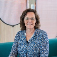Esther Peters