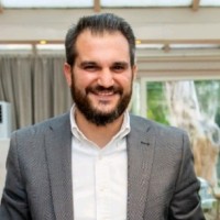 Manos Varvaroulas