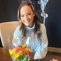 Sophie Bennett, Cam
