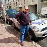 Владимир Романов