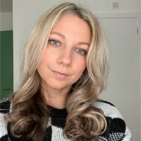 Leanne James