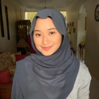 Lily Dayana