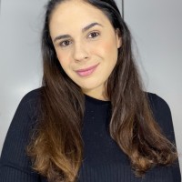 Júlia Resende