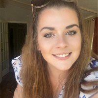 Samantha Holmes