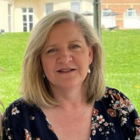 Elaine Bull